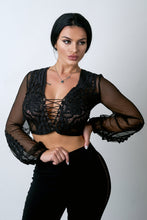 Load image into Gallery viewer, Black lace crop top